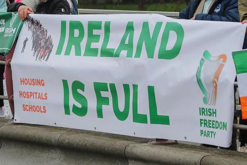 Le proteste contro gli immigrati in Irlanda